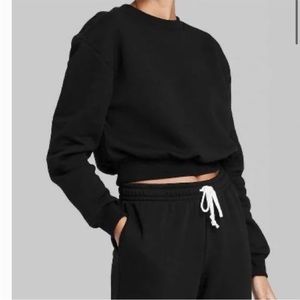 2 pcs wild fable sweatshirt small